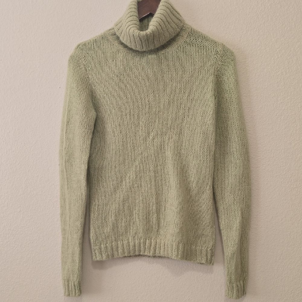 J. Crew Olive Turtleneck‎ Sweater M